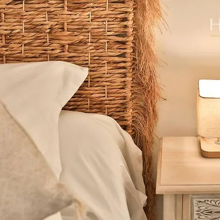 Logement De Standing Avec Jacuzzi, Classe 4* Hébergement de vacances