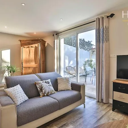 Logement De Standing Avec Jacuzzi, Classe 4* Hébergement de vacances *