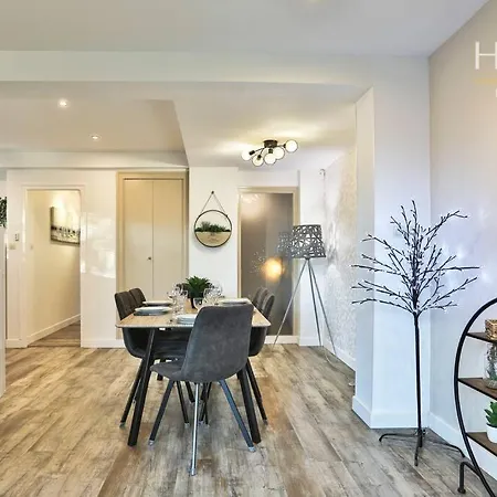 Hébergement de vacances Logement De Standing Avec Jacuzzi, Classe 4*